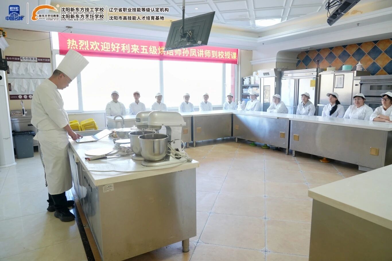 1763955014725085.jpg 1763955014725085.jpg