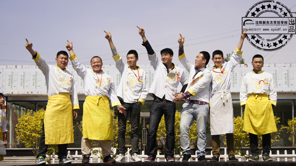 哪家蛋糕培训学校学西点专业毕业生找到高收入