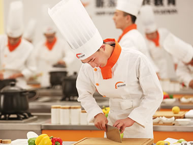 �����¶�������ѧУ �����Ӣ