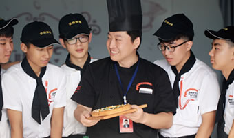 �����¶�������ѧУ ѧ����